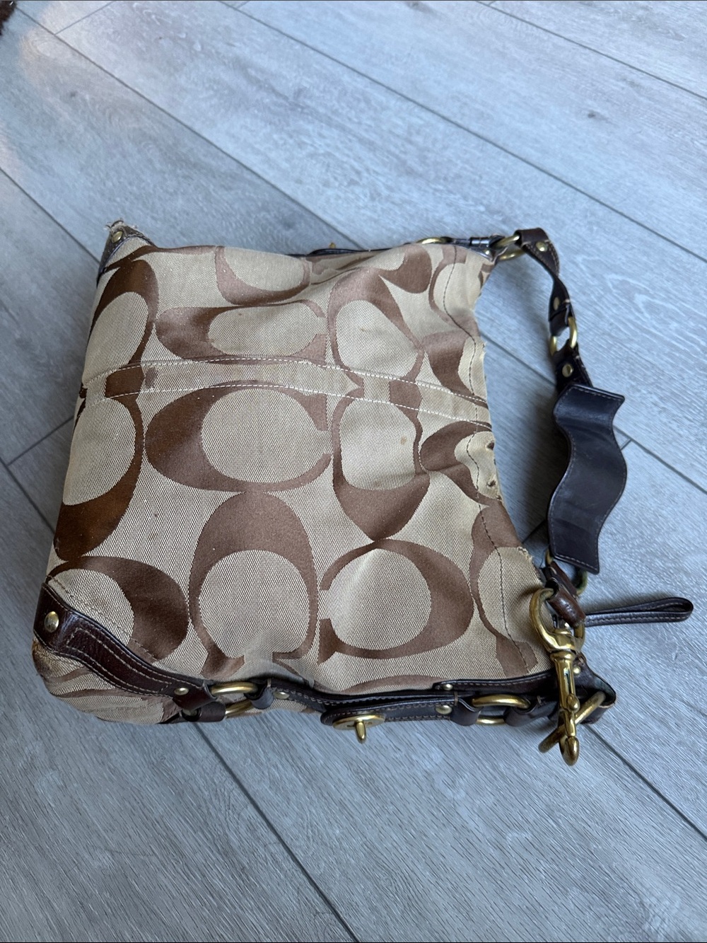 Coach Y2K vintage Beige and Brown Signature Canvas Hobo Bag - Picture 11 of 11